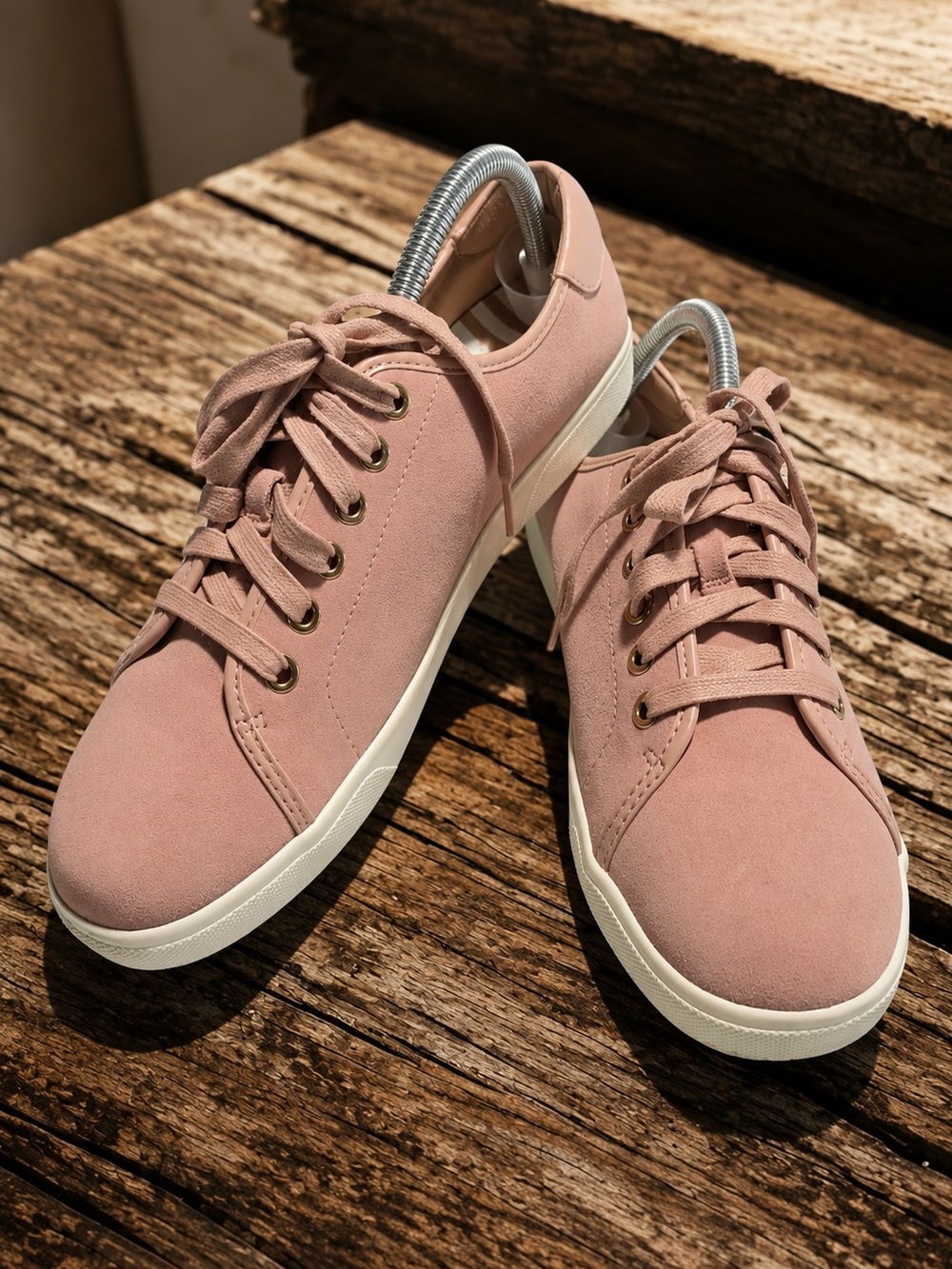 Vionic Womens Sunny Brinley Lace Up Sneaker Light Pink Suede Cushioned Sz 9
